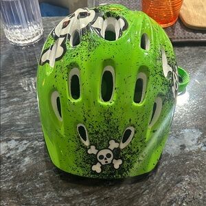 Razer Green Skull Kids Helmet